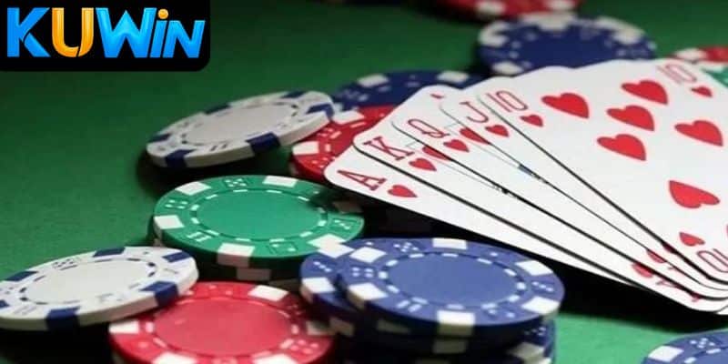 Phom Kuwin va cach choi hay Phỏm Kuwin và cách chơi hay